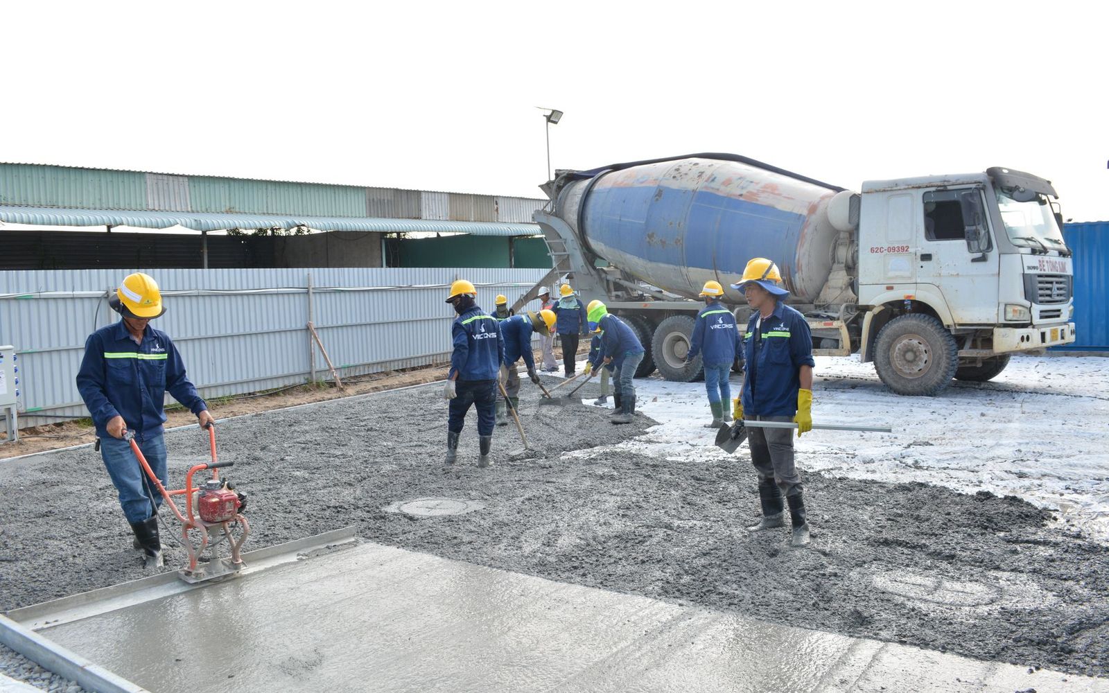 Concrete contractors in Waterloo, IA by Waterloo Concrete Pros
